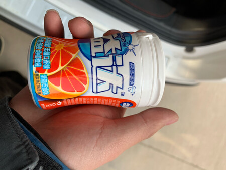 先说商品质量：产品总体不错，包装严实。再说商家服务：点赞啦。最后点评快递：发货很快。其他就是感谢店家打折送券活动，毕竟便宜好货更实在。希望店家多多优惠，及时通知老客户，促成回购。挺不错的。嗯嗯嗯。嘿嘿！