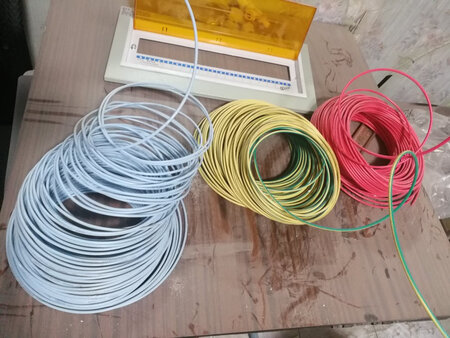 京东自营电线，虽然有点贵，但是我觉得质量有保障！