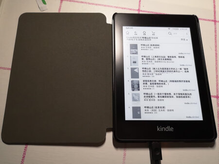 响应速度：有点慢，闪屏还没适应
屏幕尺寸：尺寸很好
店家态度很好很热情，还没用，希望督促自己读书