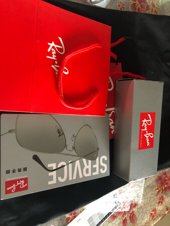 质量、快递速度都很好，就是双十一前两个小时下单价比双十一晩上最后两个小时价高了一百多元，可恨的是看12日凌晨才看到。要不我就取消订单再买了。人生最痛苦的就是快递还没收到就降价了，店主啊，你让我今年的双十一心塞啊！