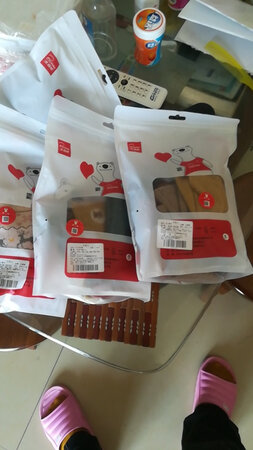袜子质量好，一次买了30对，够一年穿的了。