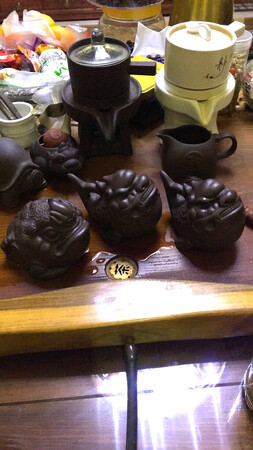 很喜欢，蛮大只的。买了不同的三只，两只发了一样的。就这一只没有发过来。蟾宠，鱼宠，龟宠。龟宠没有，鱼宠两只。