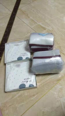 买了两套整体感觉还可以吧，秋天穿刚好不厚不薄的，款式也挺粉嫩的！京东上买东西就是方便快捷