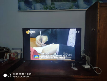 外形外观：边框小
运行速度：快
屏幕音效：可以
功能效果：还行
