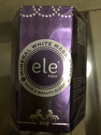 之前用过，属于价廉物美型，睡眠面膜就当晚霜用了！