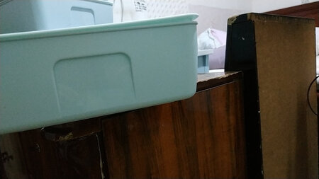 其他特色：有两个盖子盖不完