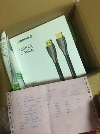 线分输入信号源段和显示器端！目前接入机顶盒+小米N20投影仪，说实话没感觉出2.0线的该有高清品质！