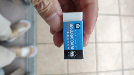 这个橡皮擦最好用了。经常买。
