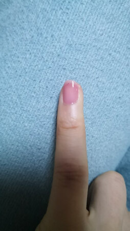 这个颜色有点淡，涂了三层也没有图片那种效果