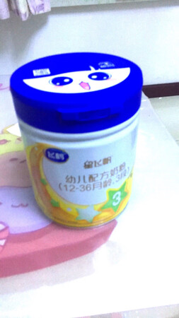 买这个牌子的奶粉主要是考虑不用罐装比进口的新鲜，溶解度也不错