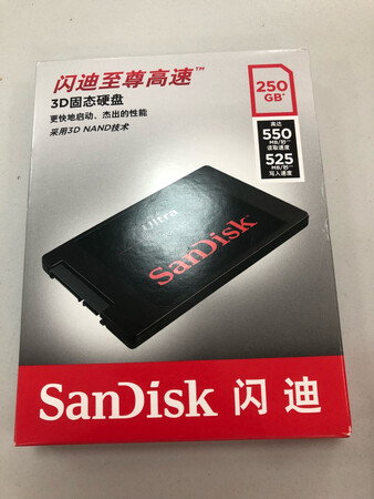装上去明显速度提高了好多，装大型软件也非常快，经济实用的SSD,我的老主板是SATA2的接口，写入也能达到270M左右，比以前的机械盘快到不知哪里去了！刮码验证确实是正品。开机和运行软件确实也快多了。东西收到了，然后马上装机测试了下，非常的棒，闪迪的东西一直都不错，这次也没失望，测速上线520M/s很稳定，值得购买