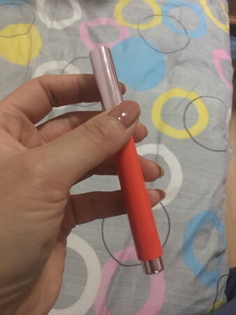 涂上有点干，不是很滋润。