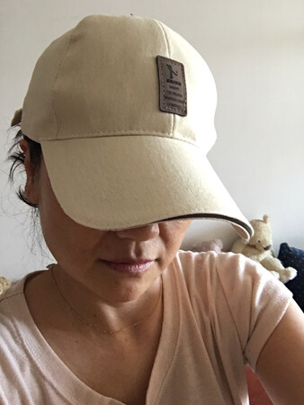 一分钱一分货，已经很好了，还算满意，有点点味道，买了两顶。