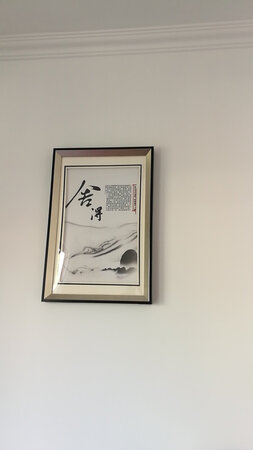 货已安装好，安装方便，质量也不错，颜色比较喜欢，使用方便，点个赞，以后需要再购买。
