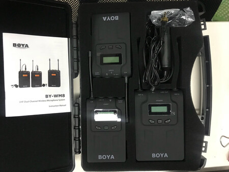 收到货后包装得很好，很精致。试了一下音质，直接插在相机上用，音质很不错，有单声道和立体声，操作也很简单方便，很适用