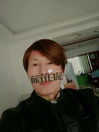 质量，样子不行，需要修理才能戴，二个修理师修好一个，报费一个。希望进一步改进，质量好点，样子真点…
