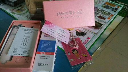 给老婆买的，老婆一直用这个产品，她说好用，用了很多年，军献好产品，值得信赖，感谢商家赠送的小礼品。