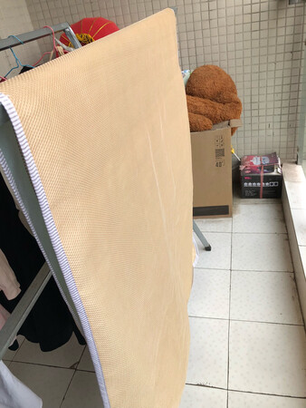 凉鞋质量还行，价格也不贵