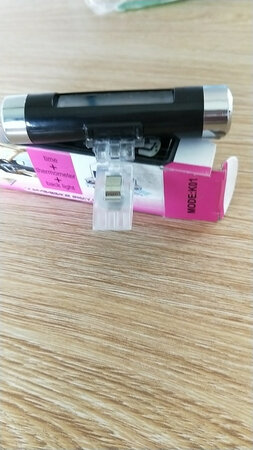 东西收到，马上就把安装好，还可以，就是温度高了给原车的温度显示差！