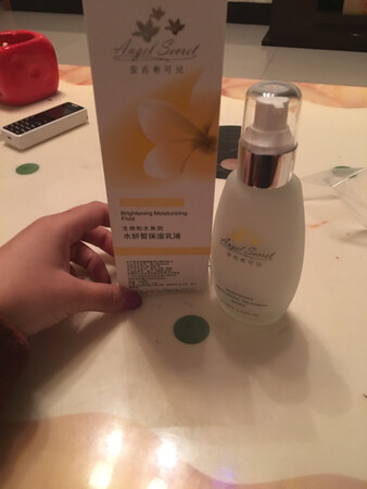 不是我要的产品不过都水妍皙也懒得换了第一次网上卖不知道怎么样但是包装挺严的，但是二维码扫描不出来