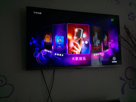 音响效果还不错。装了一个下午才装好。就是音响固定连个说明书都没有，配件都不知道怎么用，前置固定底盘有个螺丝都拧不进去。总体来说还算满意，好评吧，希望厂家不足之处多多改进。