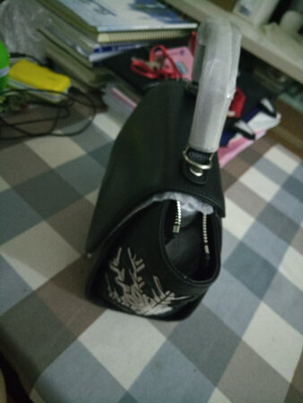 非常好！618买超级划算！美滋滋！包包也很好！美得哭！