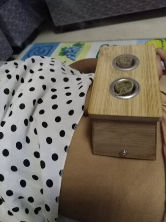 质量般般，对得起这个价格，送了一条艾条，试用了，那个烟大得如同小时候的火堆，呵呵