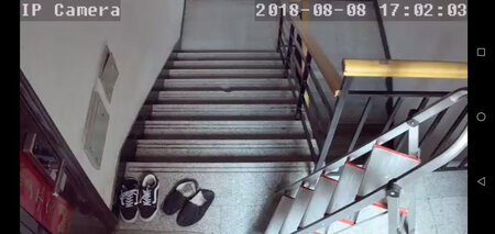 安装比较简单，有点动手能力就没问题。成像还算清晰。发货快。