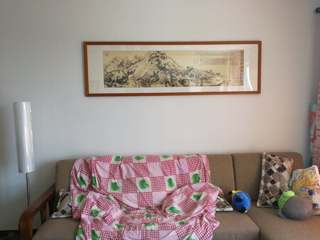 非常完美，比想像的好多了，快递师傅给送上23楼。