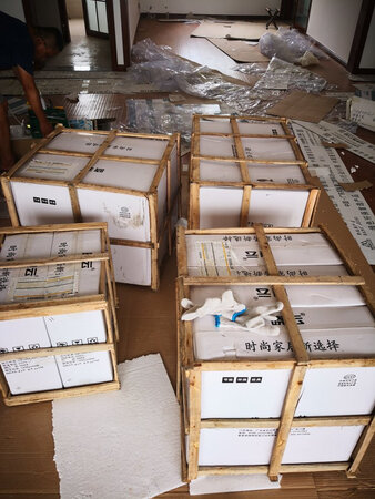 导购专业，推荐的非常合适客厅使用。配双叶家具经典，低调奢华。