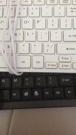 键盘不错，不过对于部分工业使用者或者没有鼠标的机器，这个键盘缺个鼠标右键的功能键，买的时候还是注意点，家庭使用还行