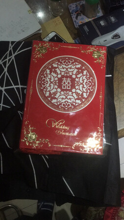 期待已久的喜帖回来了，比预想的还快。客服的服务态度很好，很贴心。会推荐朋友也来买的。