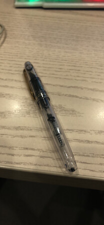 有点挂纸