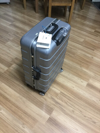 出国旅行了一趟，完好无损，行李箱不错?