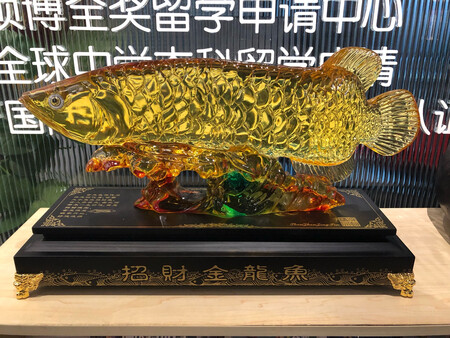 很实用，朋友新公司开业，也很喜欢，我们是第二次买的。很上档次，价钱也不贵，而且顺丰，物流也很快。京东一如既往的好。