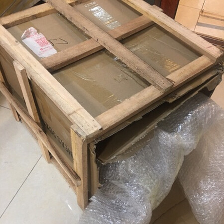 宝贝收到了，包装的很结实，打开一看很漂亮，非常喜欢.
