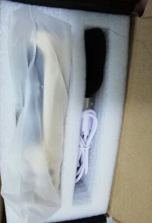 发货到货速度很快，包装非常完好无损，送给老婆的礼物她很喜欢，音质不错?！