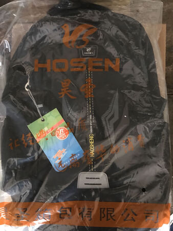 这个背包真的很大 不错 质量也很好