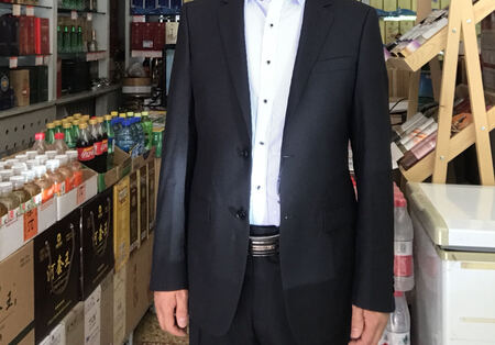 非常适合自己的衣服。    很好?????。