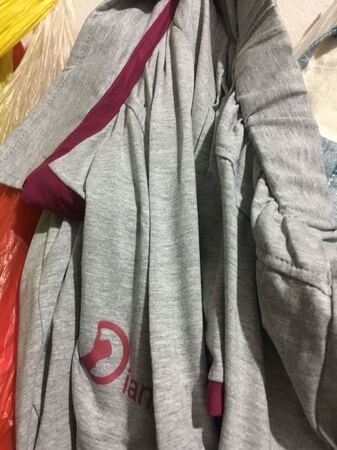 还可以吧，颜色会偏差就是了。