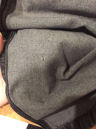刚刚收到，质量没得说，但发现有瑕疵，发货时你们也不检查检查，这是对顾客不负责任的表现，真是寒心