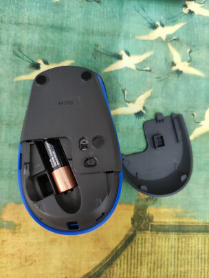 罗技M190无线大手鼠标怎么样？上档次吗？