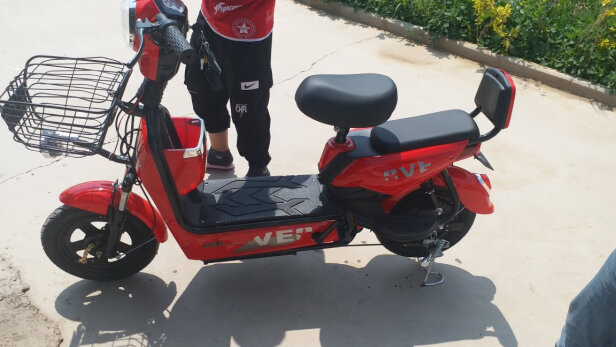 雅迪电动车60伏价格表,雅迪电动车60v所有型号 体验揭秘雅迪电动车豪战精致版60v石墨烯电怎么样内幕真相揭密