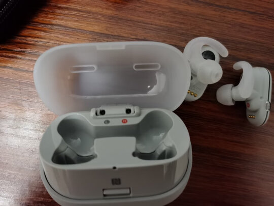 索尼wfsp900和wf1000x哪个好？区别是？