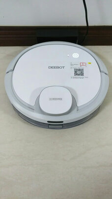 科沃斯扫地机器人地宝dn33和小米石头哪个好？有差别吗？