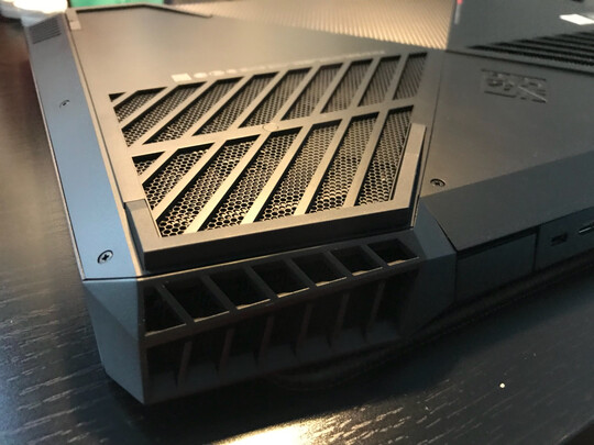 大家对比下惠普暗影精灵4plus的1060和1070哪