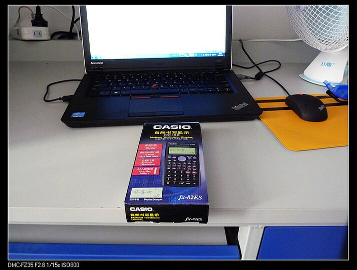 卡西欧(CASIO)函数计算器 FX-82ES 学生版 黑