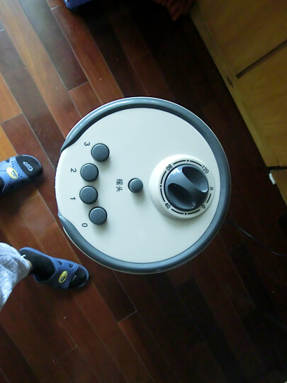 美的(Midea)塔扇FS10-5AB--很好!很不错!这个