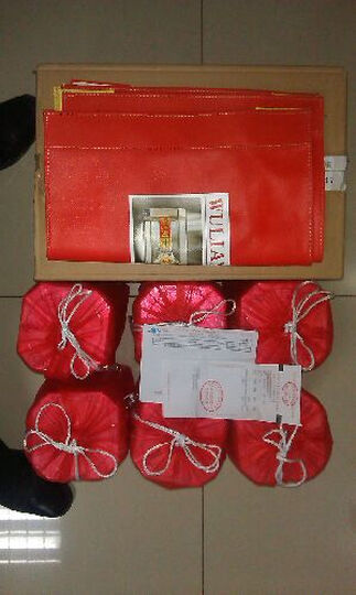 五粮液52度 整箱特惠装 500ml*6瓶 内赠礼品袋