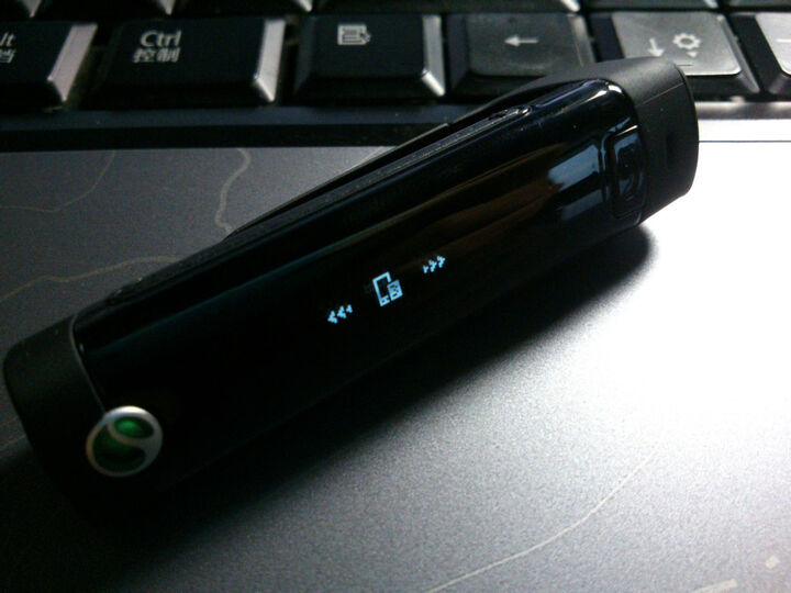 【赠品】索尼(SONY)MW600 蓝牙耳机--连Ipad